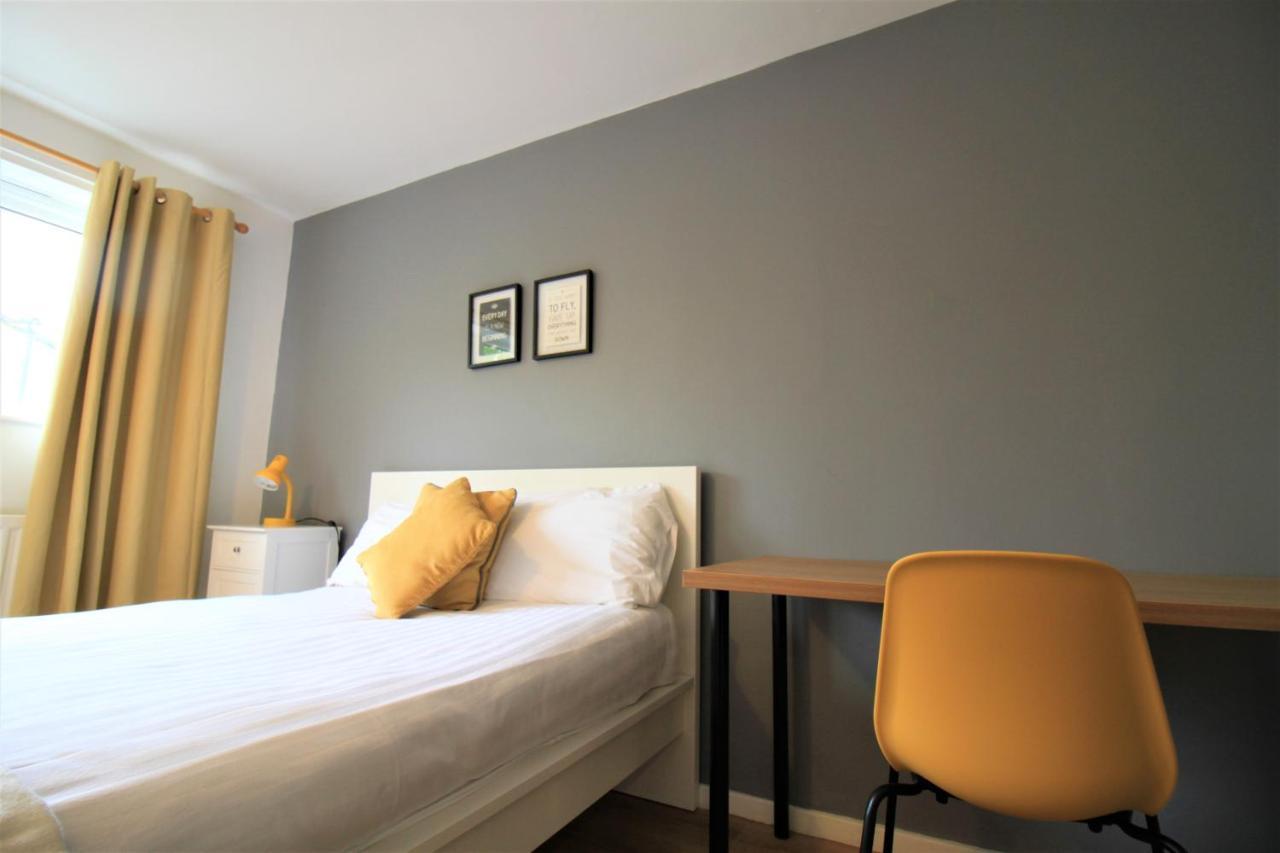 Hamilton House -3 Bed Close To Town, Drive Parking, 2 Toilets Newcastle-upon-Tyne Exteriör bild